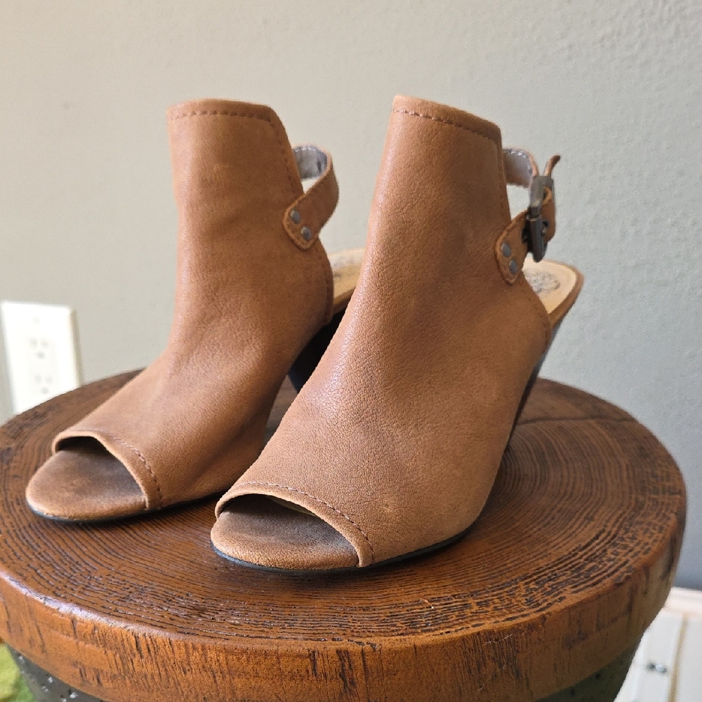 Vince Camuto Tan Peep-Toe Mules